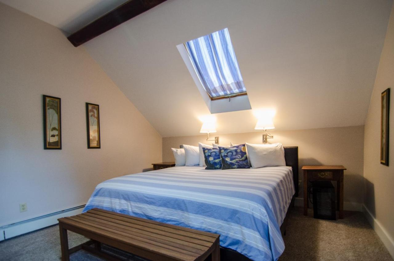 Heart Of The Village Bed & Breakfast In Shelburne Vt Zimmer foto