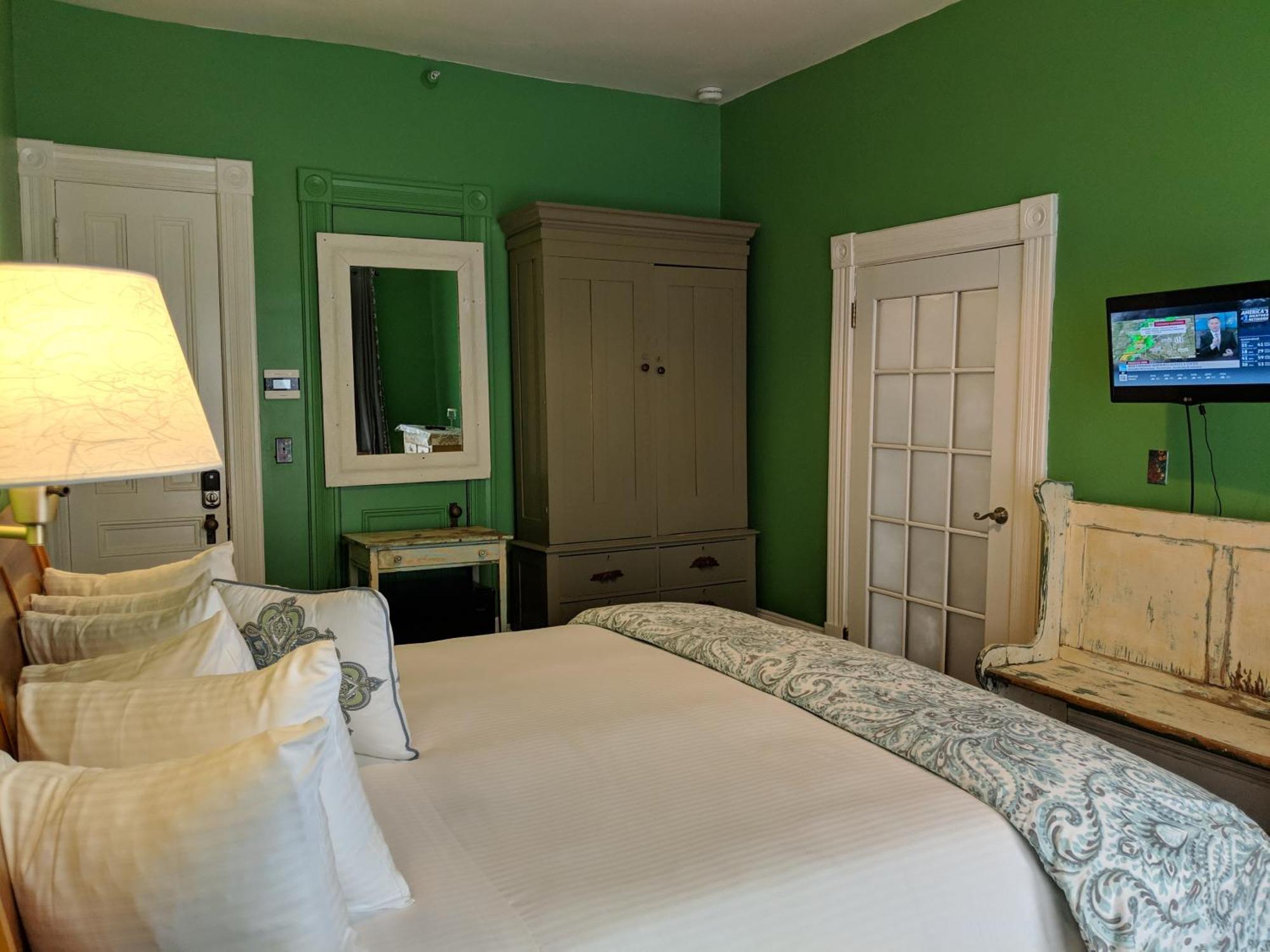 Heart Of The Village Bed & Breakfast In Shelburne Vt Zimmer foto